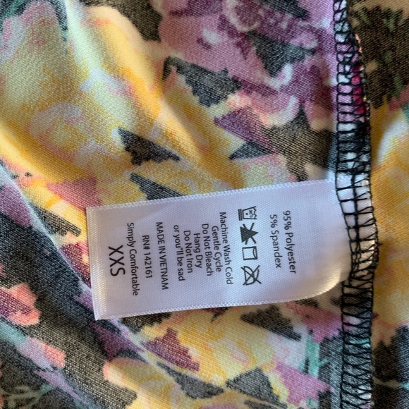 Xxs Lularoe Carly🌺 - Picture 4 of 5